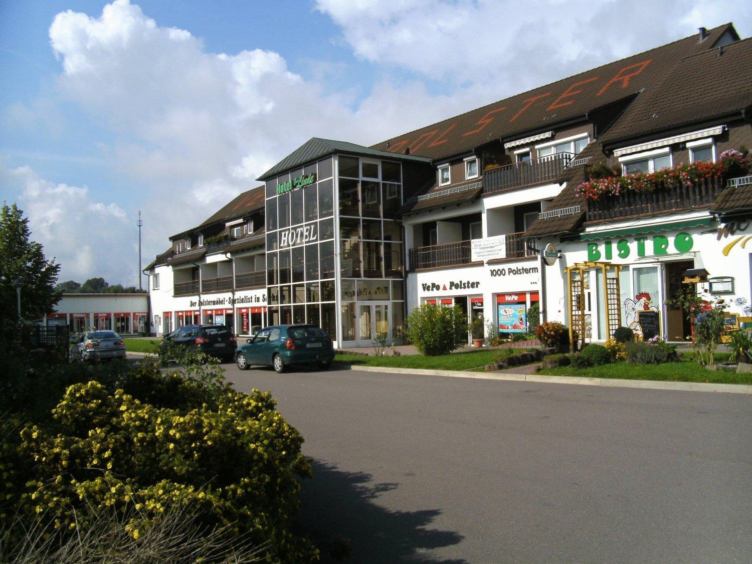 Zur Linde Hotel Ostrau  Buitenkant foto