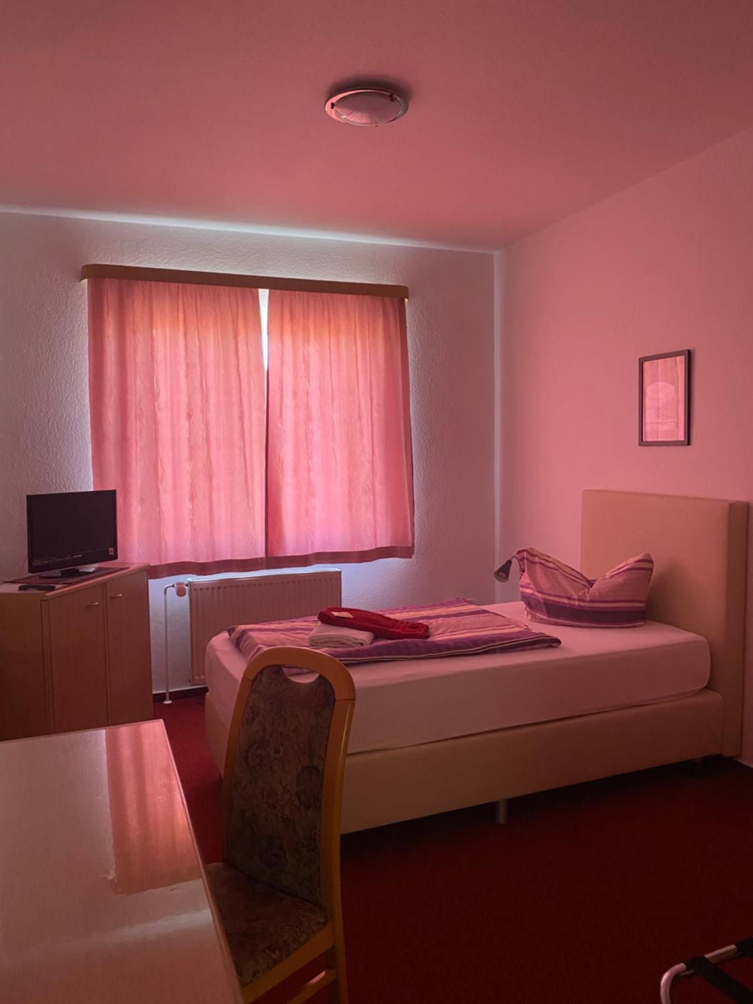Hotel Zum Jahnatal Ostrau (Mittelsachsen) Buitenkant foto